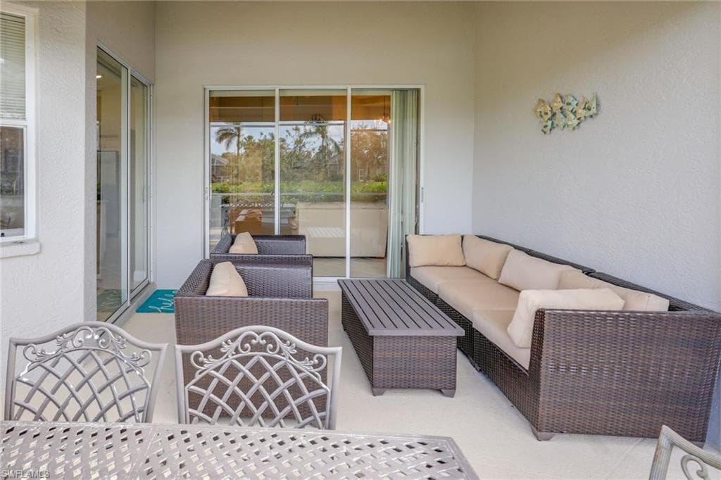 8039 Tauren CT, NAPLES FL 34119-25