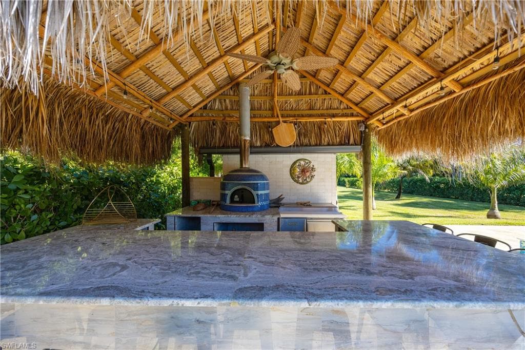 1890c Oakes BLVD, NAPLES FL 34119-27