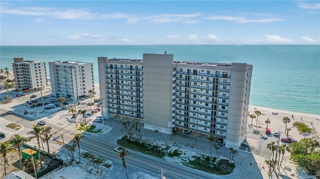 26300 Hickory BLVD # 903, BONITA SPRINGS FL 34134-26