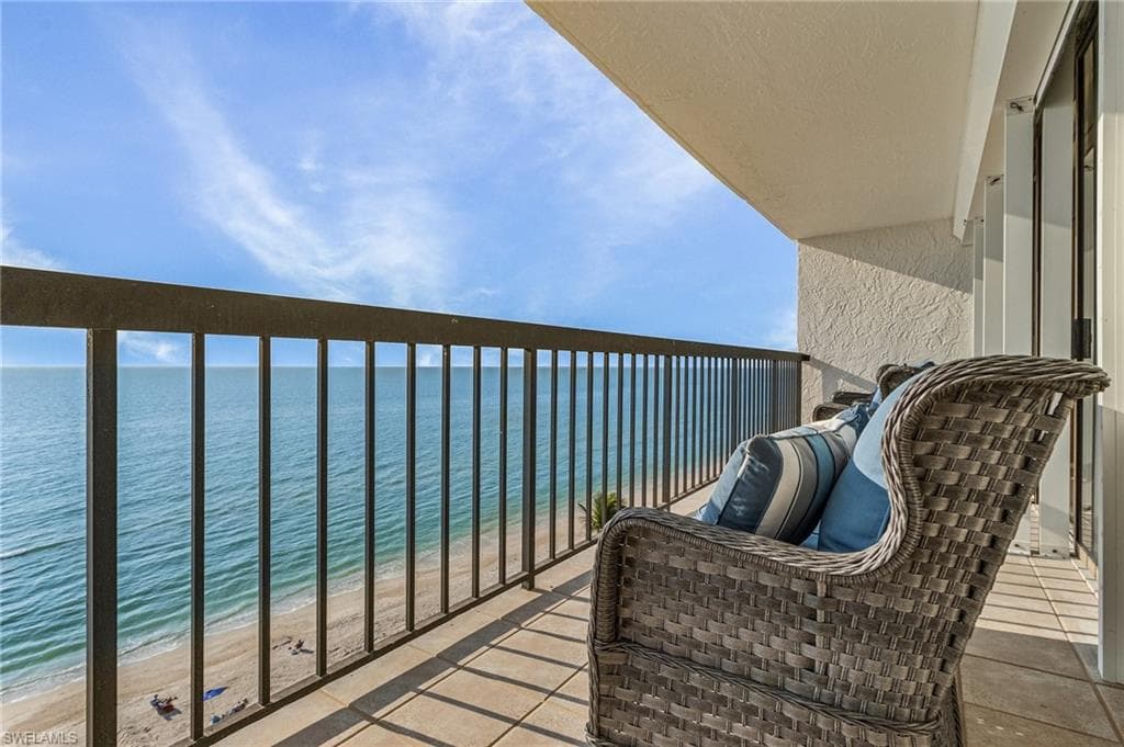 26300 Hickory BLVD # 903, BONITA SPRINGS FL 34134-1