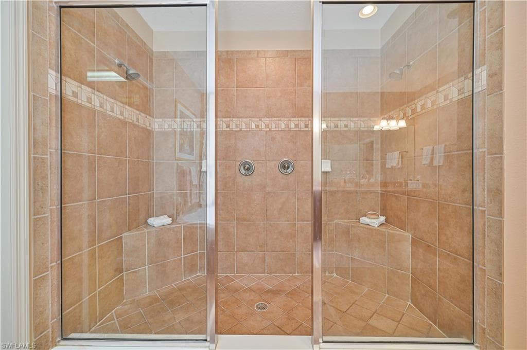 13900 Binghampton DR, FORT MYERS FL 33905-44