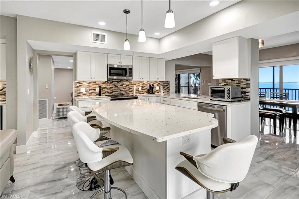 1900 Virginia AVE # 103, FORT MYERS FL 33901-9