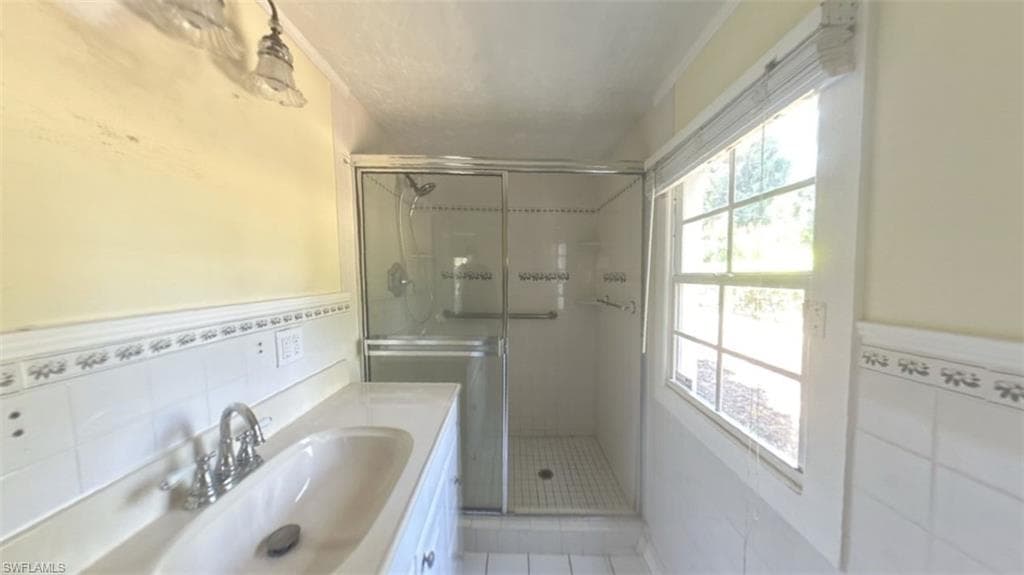 2703 McGregor BLVD, FORT MYERS FL 33901-27