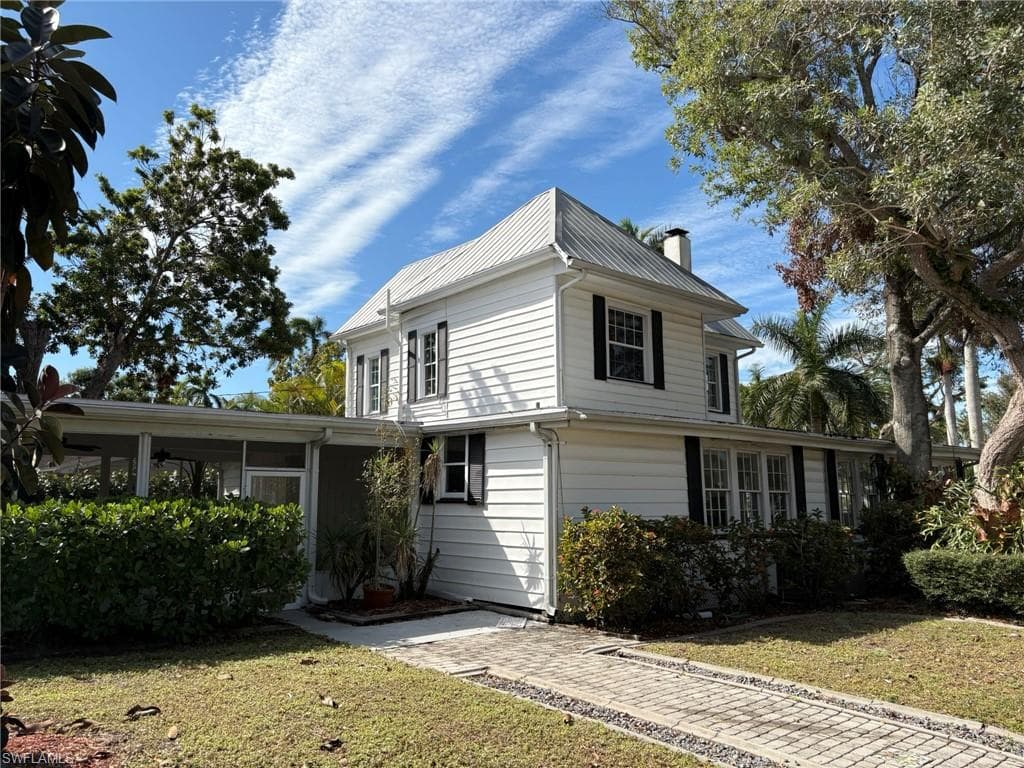 2703 McGregor BLVD, FORT MYERS FL 33901-30