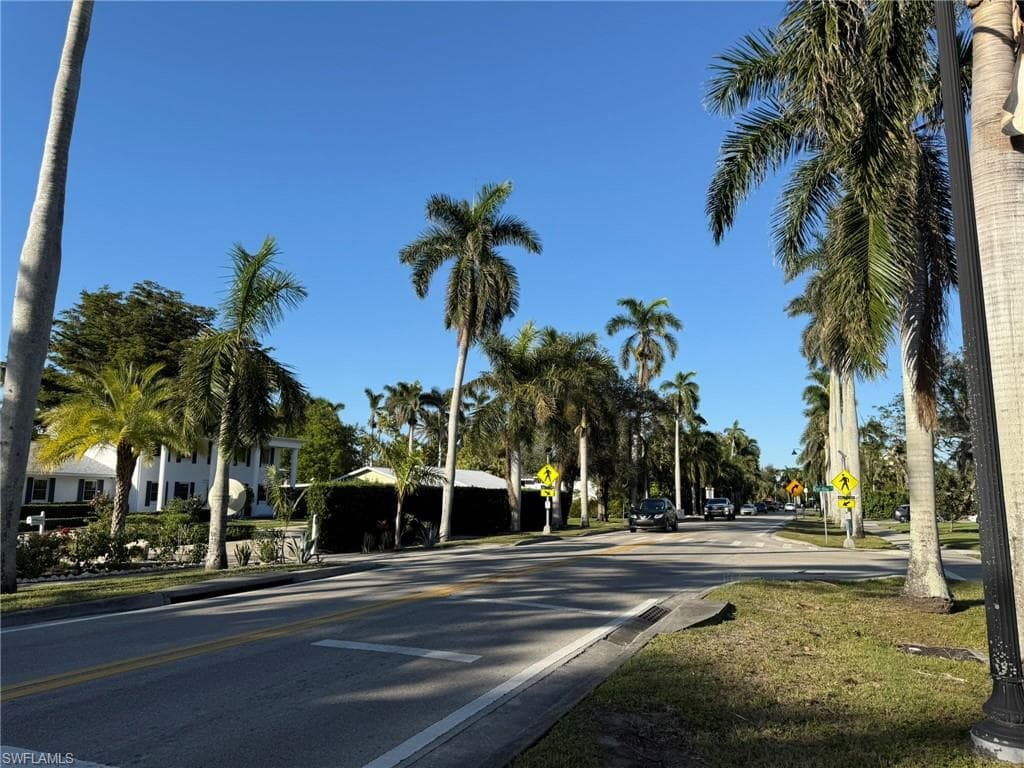 2703 McGregor BLVD, FORT MYERS FL 33901-7