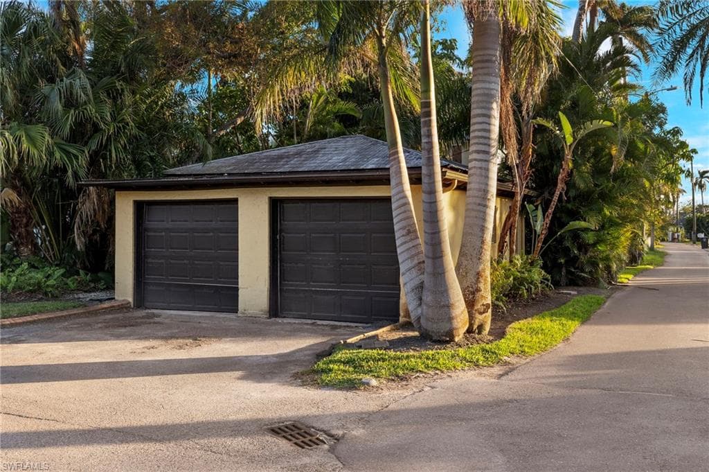 2704 Shriver DR-46