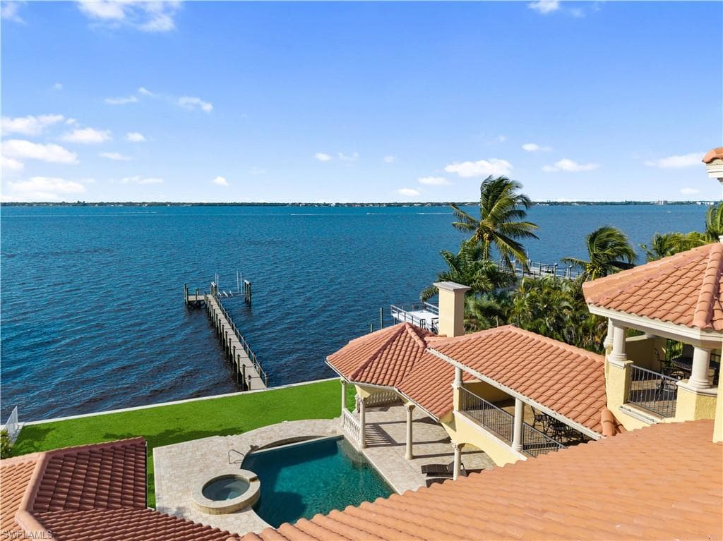 2704 Shriver DR-42