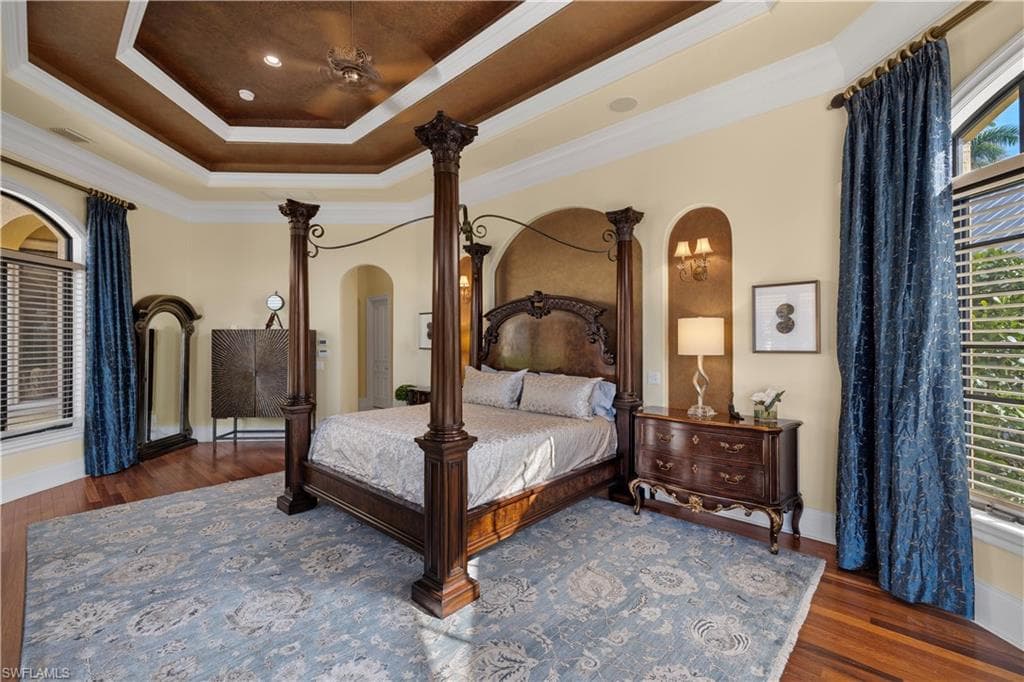 2704 Shriver DR-23