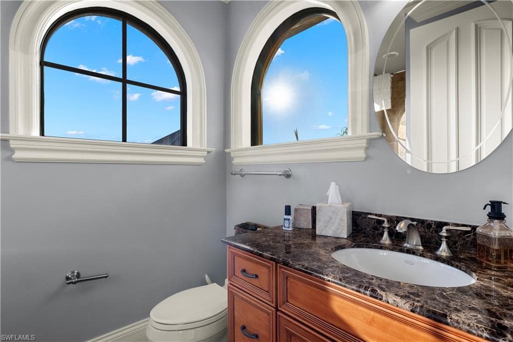 2704 Shriver DR-32