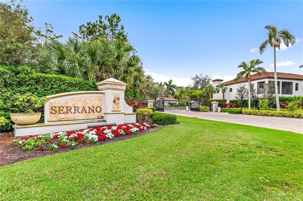 27001 Serrano WAY # 201, BONITA SPRINGS FL 34135-1