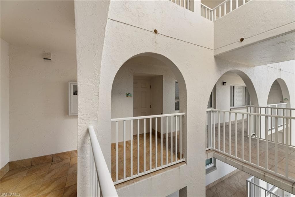 25900 Hickory BLVD # 706, BONITA SPRINGS FL 34134-26