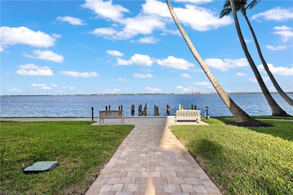 1925 Clifford ST # 403, FORT MYERS FL 33901-38