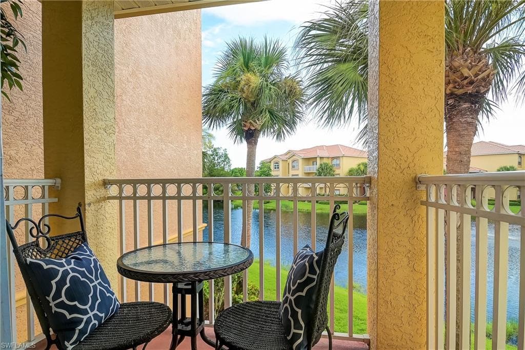 15655 Ocean Walk CIR # 205, FORT MYERS FL 33908-21