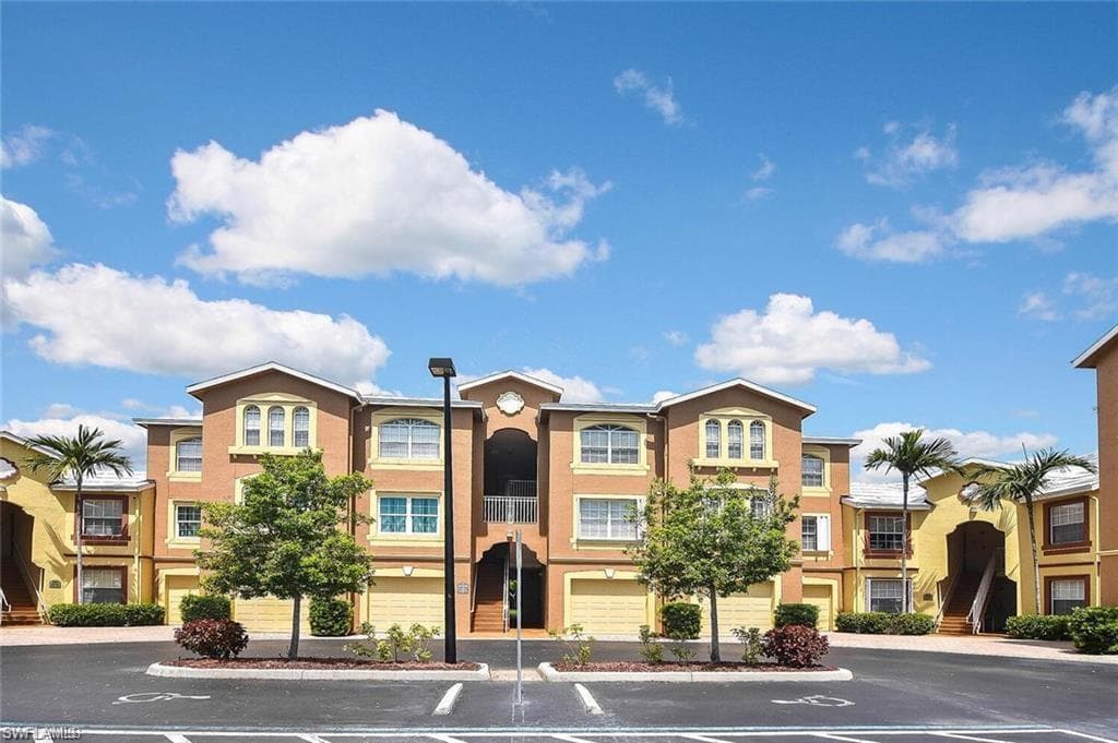 15655 Ocean Walk CIR # 205, FORT MYERS FL 33908-4