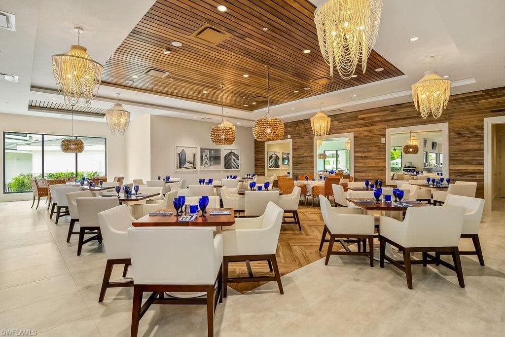 295 Grande WAY # 405, NAPLES FL 34110-30