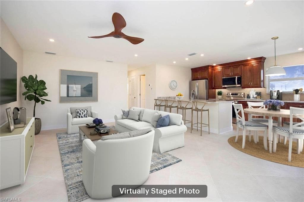 827 E Gulf DR # M4, SANIBEL FL 33957-2