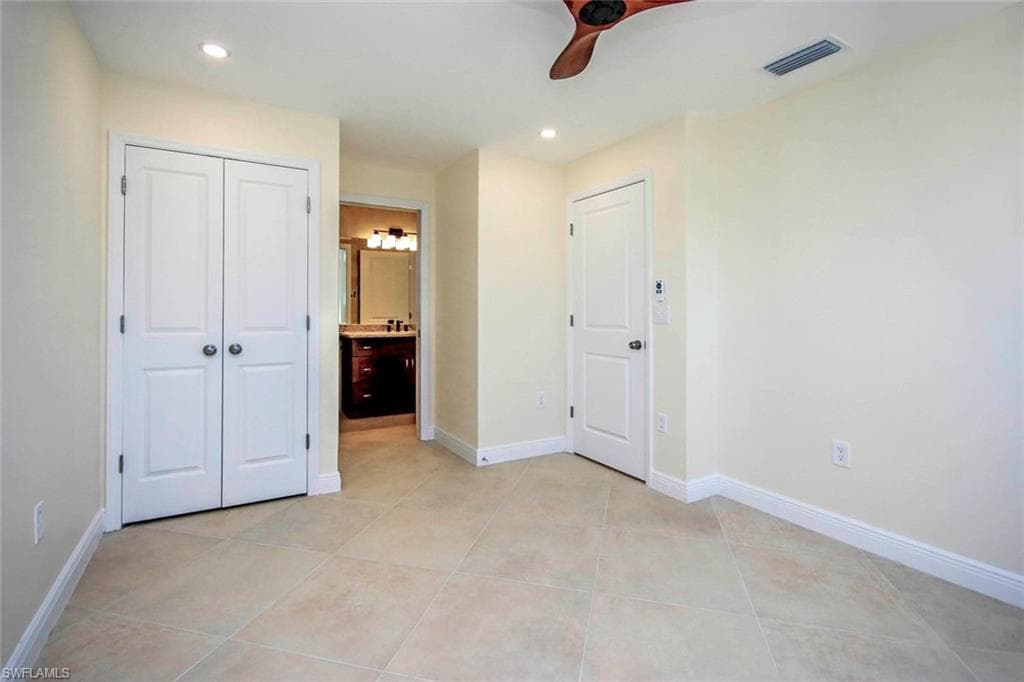 827 E Gulf DR # M4, SANIBEL FL 33957-10