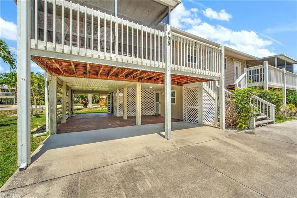 407 Lazy WAY, FORT MYERS BEACH FL 33931-26