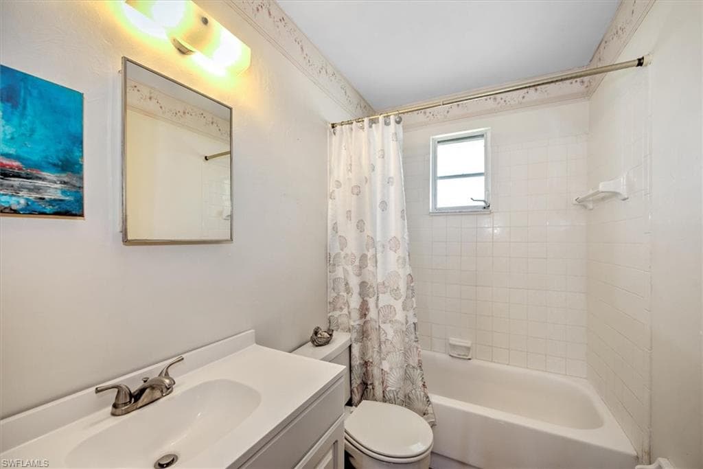 407 Lazy WAY, FORT MYERS BEACH FL 33931-12