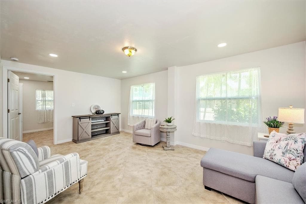 407 Lazy WAY, FORT MYERS BEACH FL 33931-30