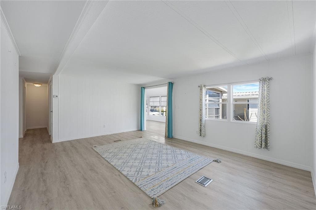 9335 Lord RD, BONITA SPRINGS FL 34135-11