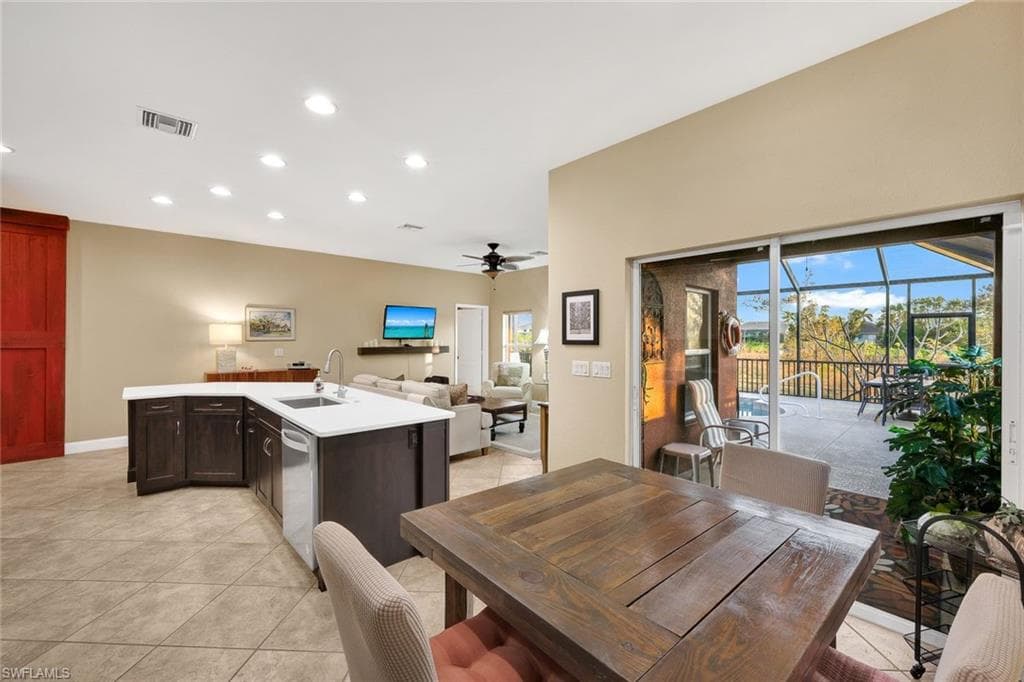 8701 Banyan Bay BLVD, FORT MYERS FL 33908-16