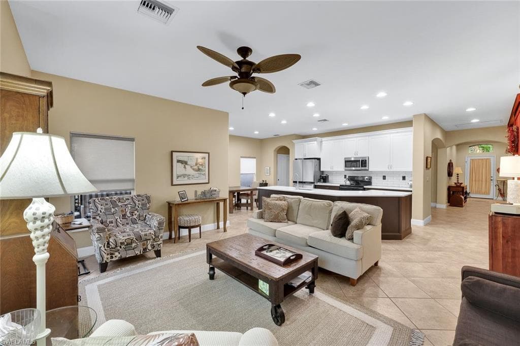 8701 Banyan Bay BLVD, FORT MYERS FL 33908-4