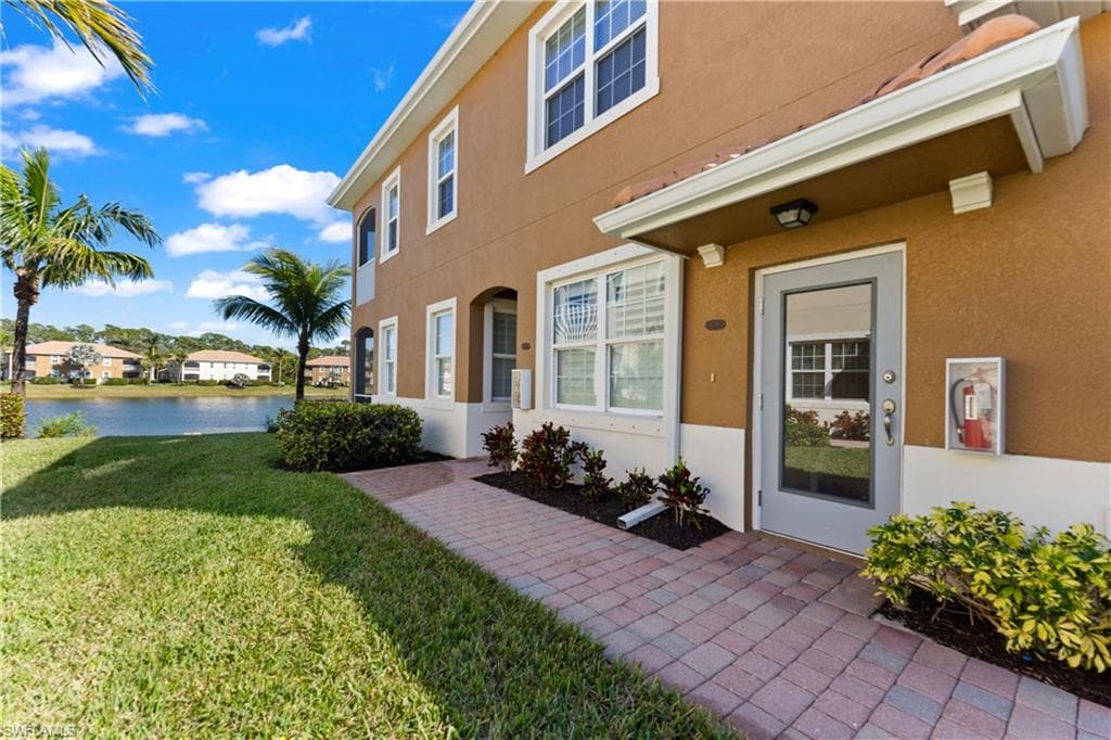 18222 Creekside Preserve LOOP # 201, FORT MYERS FL 33908-25