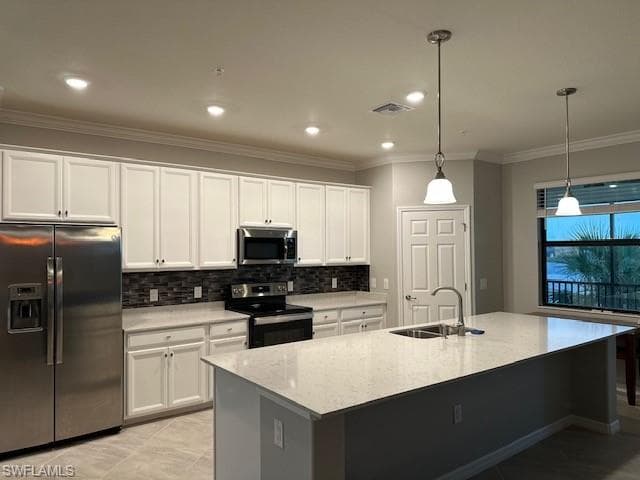 12048 HAWTHORN LAKE DR # 201, FORT MYERS FL 33913-2