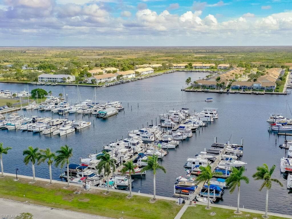 206 Newport DR # 805, NAPLES FL 34114-38