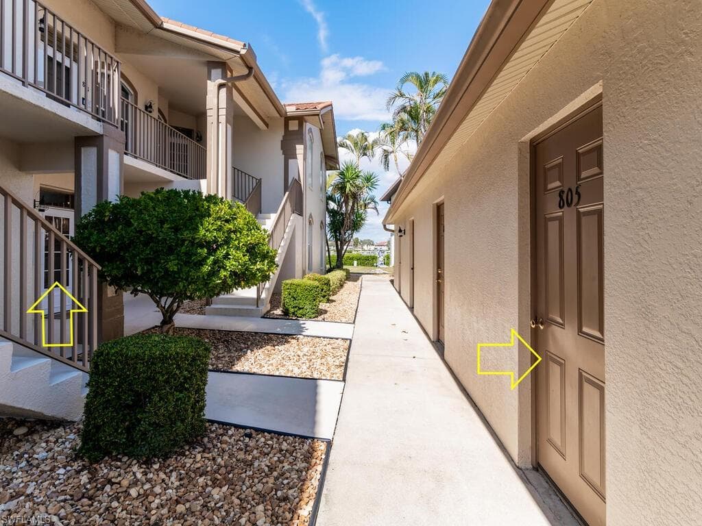 206 Newport DR # 805, NAPLES FL 34114-3