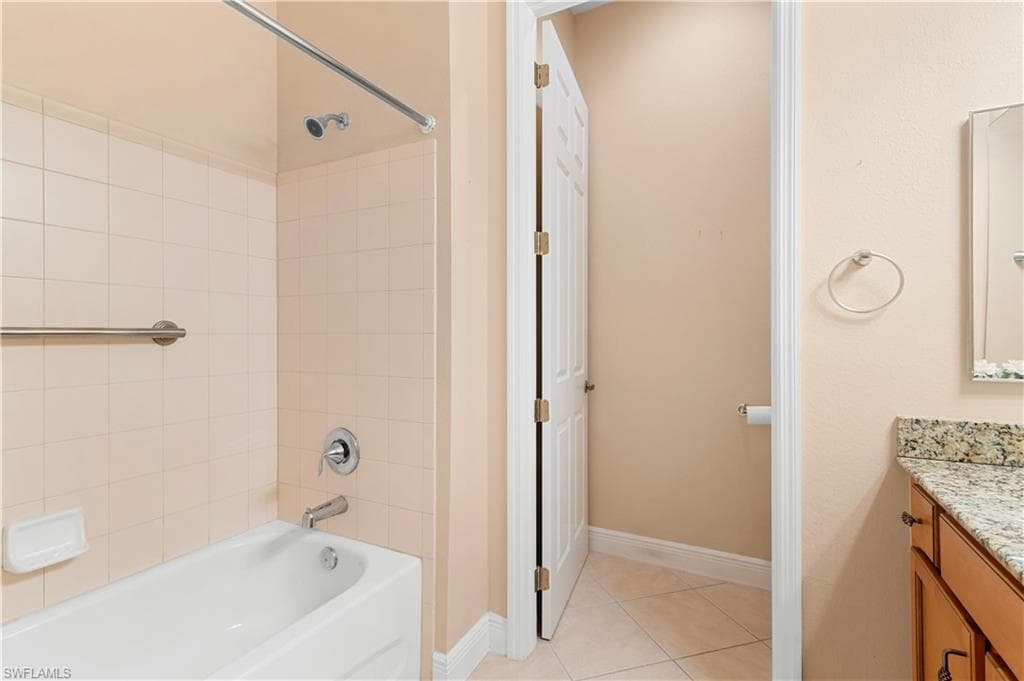 174 Shadroe Cove CIR # 1003, CAPE CORAL FL 33991-15