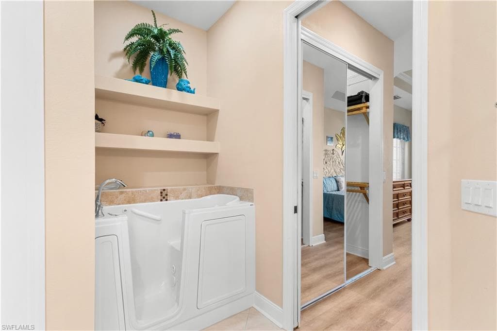 174 Shadroe Cove CIR # 1003, CAPE CORAL FL 33991-13