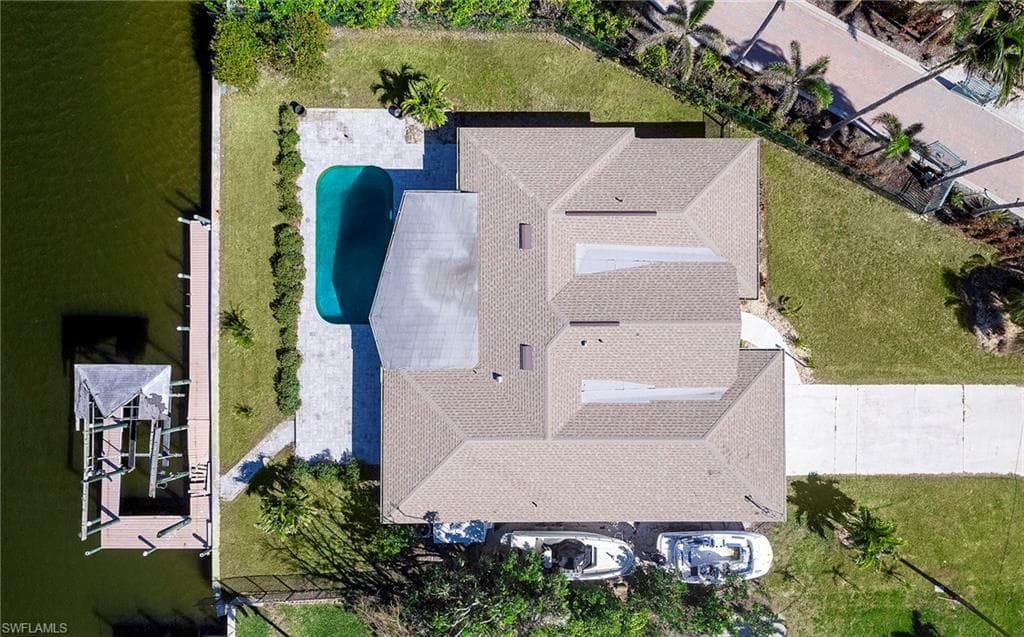 5660 Williams DR, FORT MYERS BEACH FL 33931-2