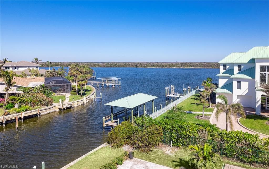 5660 Williams DR, FORT MYERS BEACH FL 33931-9