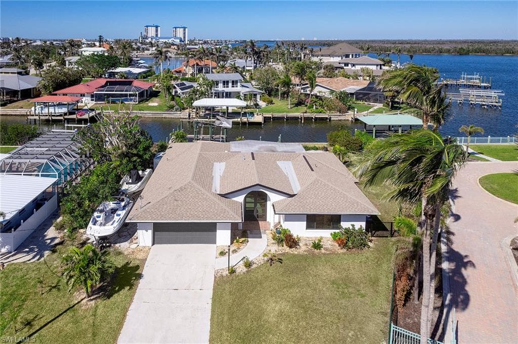 5660 Williams DR, FORT MYERS BEACH FL 33931-10