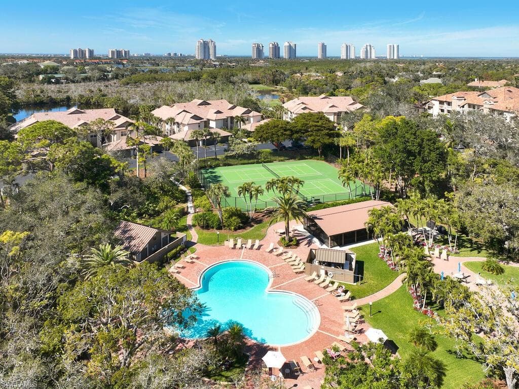 26890 Wedgewood DR # 403, BONITA SPRINGS FL 34134-19