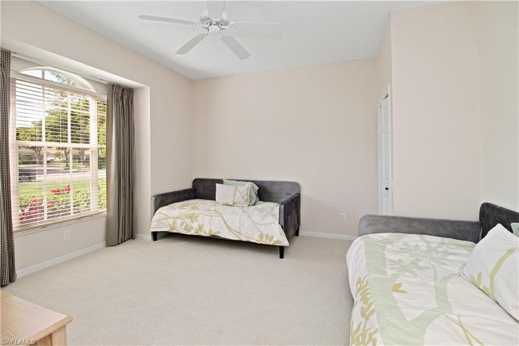 1842 Winding Oaks WAY, NAPLES FL 34109-6