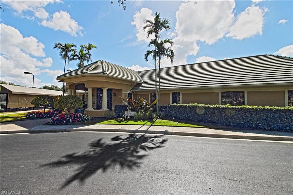 1842 Winding Oaks WAY, NAPLES FL 34109-27