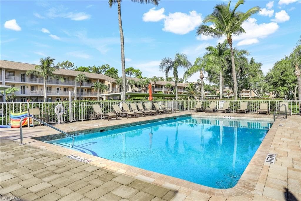 7360 Glenmoor LN # 4301, NAPLES FL 34104-16
