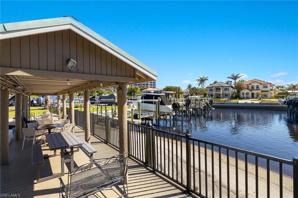 14811 Laguna DR # 101, FORT MYERS FL 33908-28