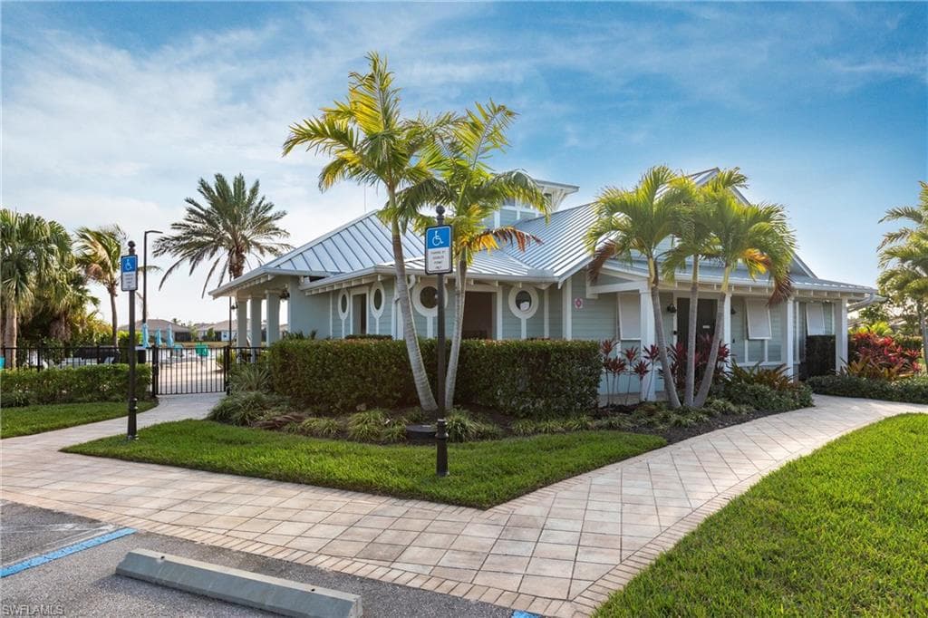 10267 Bonavie Cove DR, FORT MYERS FL 33966-41