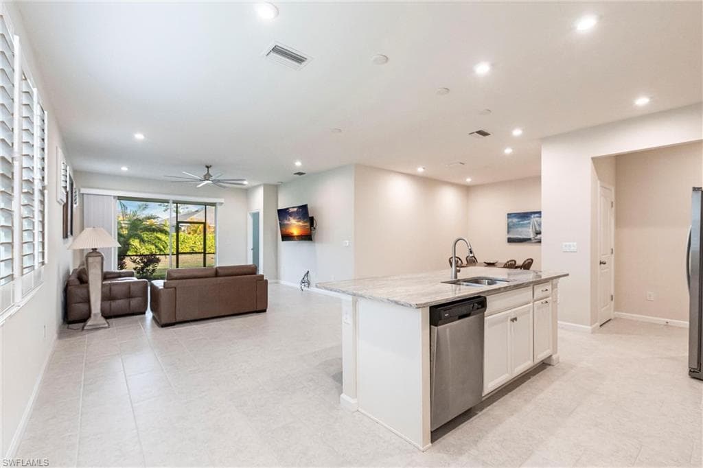 10267 Bonavie Cove DR, FORT MYERS FL 33966-8