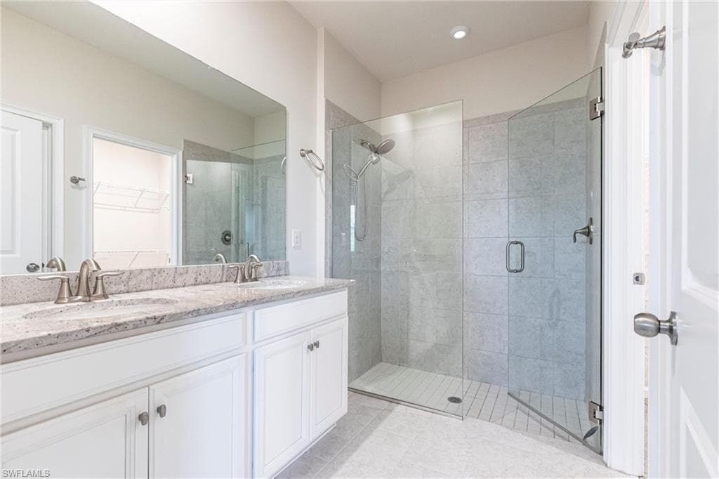 10267 Bonavie Cove DR, FORT MYERS FL 33966-23