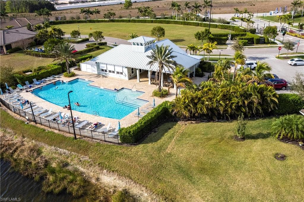 10267 Bonavie Cove DR, FORT MYERS FL 33966-47