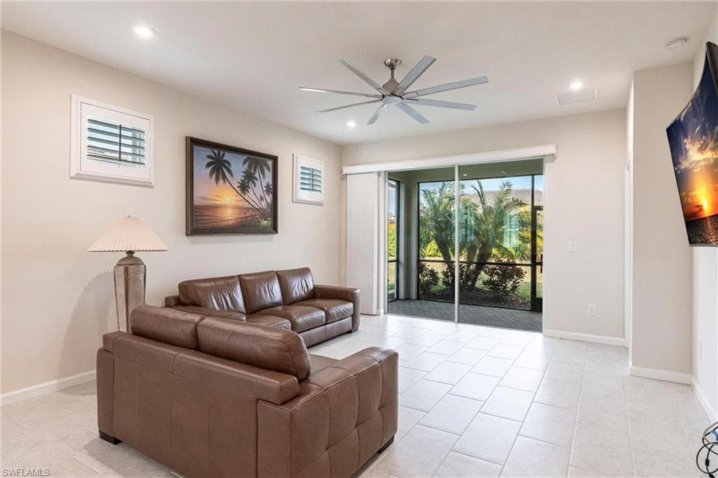 10267 Bonavie Cove DR, FORT MYERS FL 33966-10