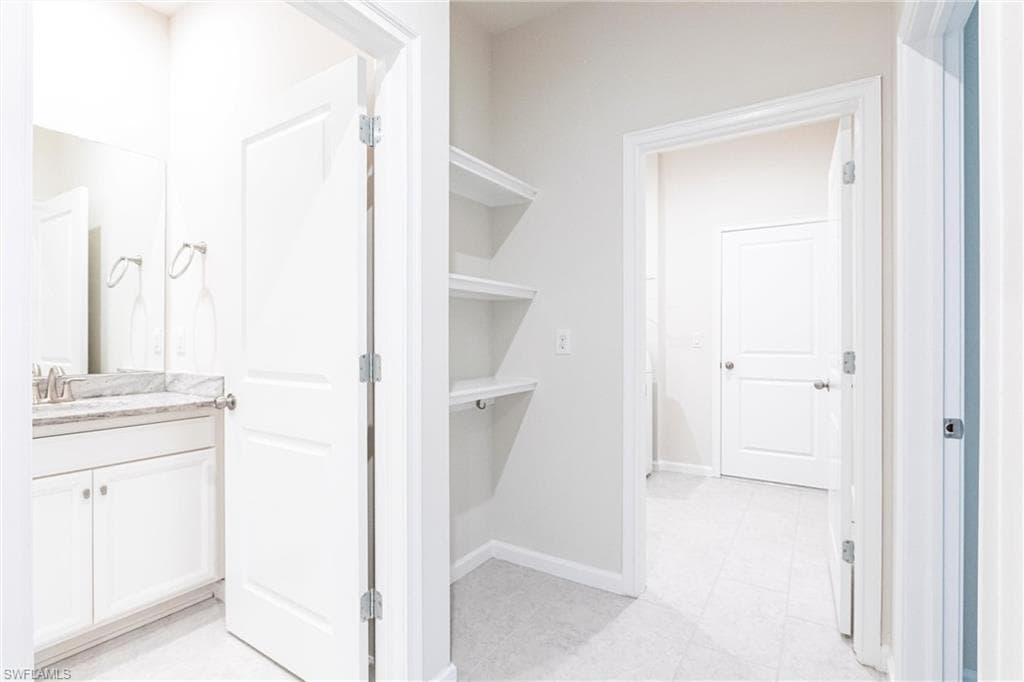 10267 Bonavie Cove DR, FORT MYERS FL 33966-28