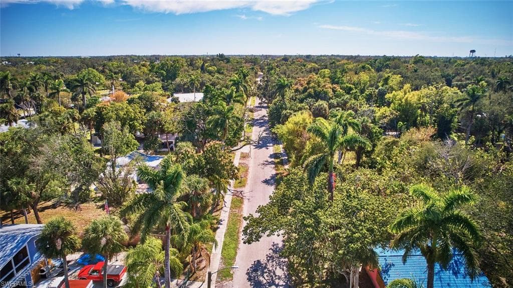 213 Delray AVE, FORT MYERS FL 33905-11