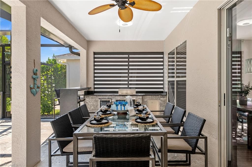 160 Stanhope CIR, NAPLES FL 34104-6