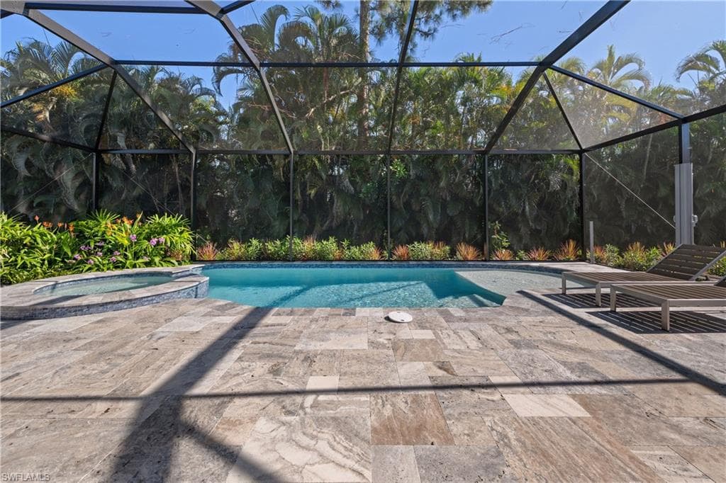 160 Stanhope CIR, NAPLES FL 34104-4